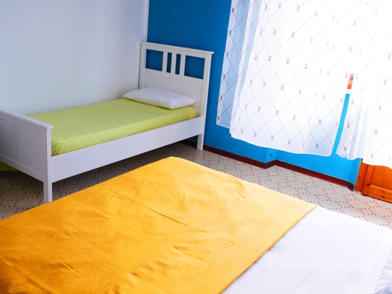 Camera appartamento con una camera B&B Linae Alba Adriatica