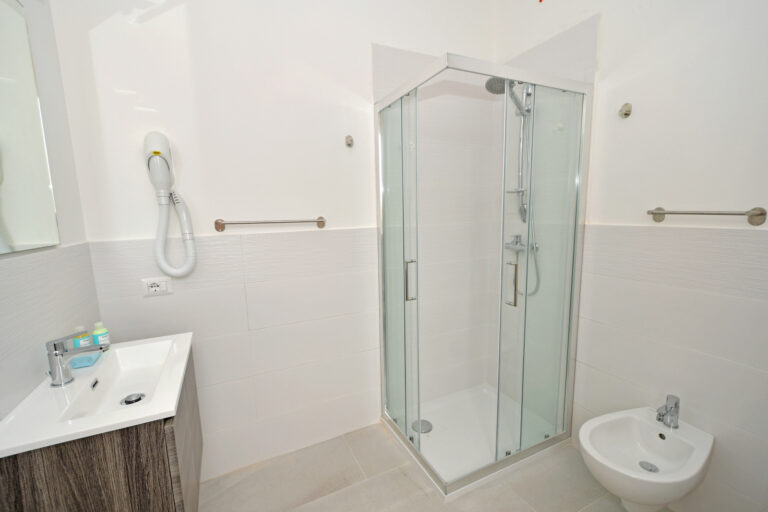 Bagni privati in ogni camera B&B Linae Alba Adriatica
