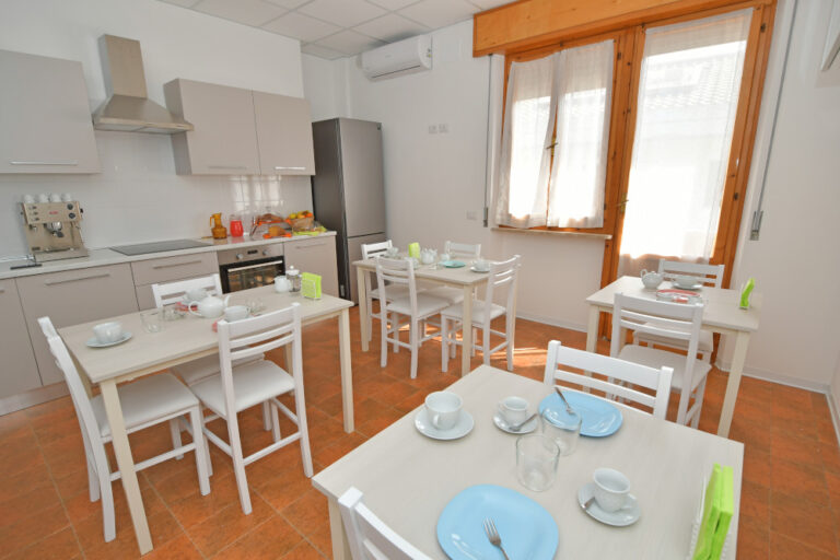 Sala colazione B&B Linale Alba Adriatica